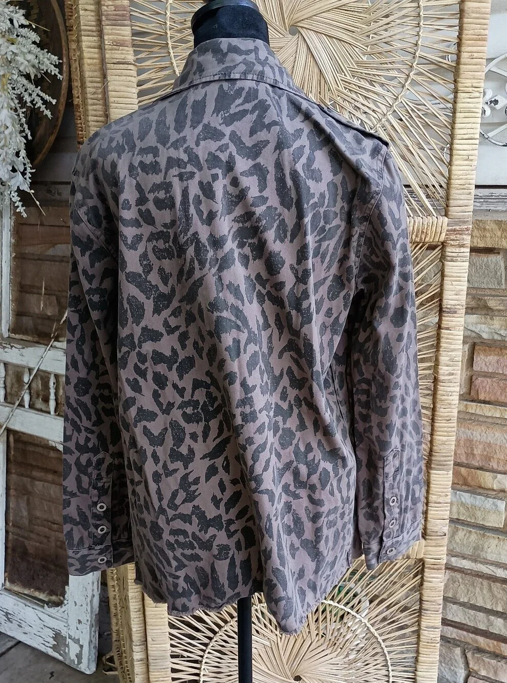 Pistola Anthropologie 100% Cotton Brown Leopard Print Utility Jacket_M - Picture 5 of 7
